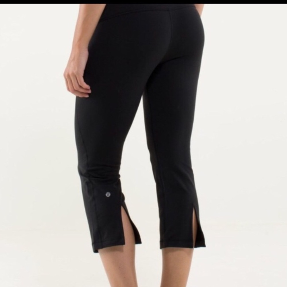 COPY - Lululemon Black Boogie Capri Leggings